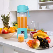 Portable USB juicer packaging box with included charging cable & manual