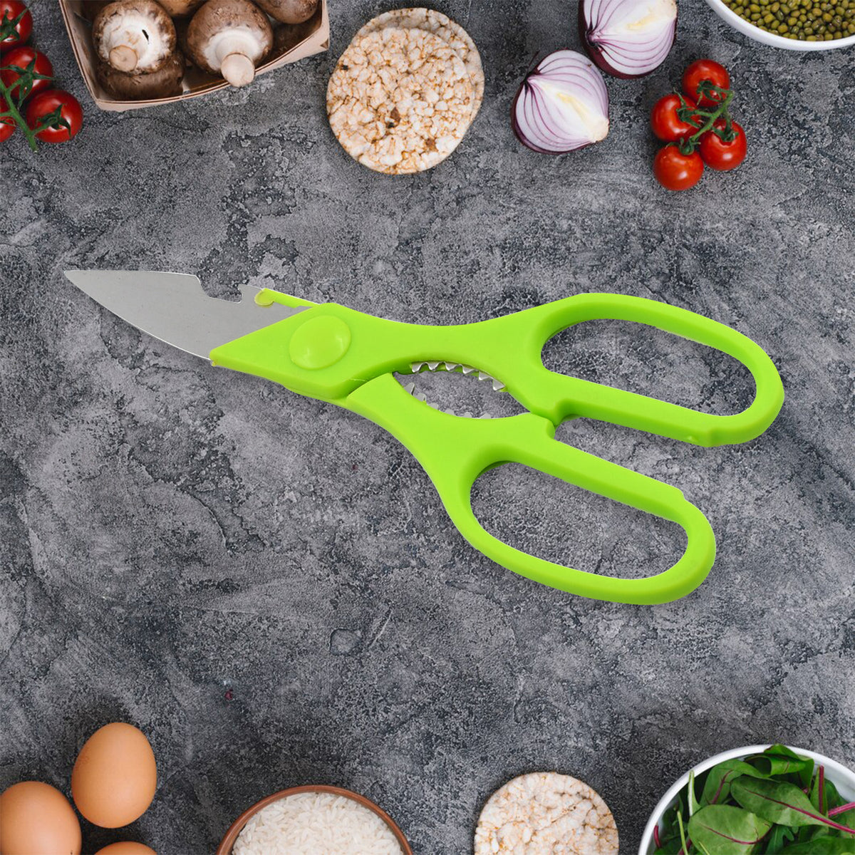 Side View of Kitchen Knife and Scissor Set