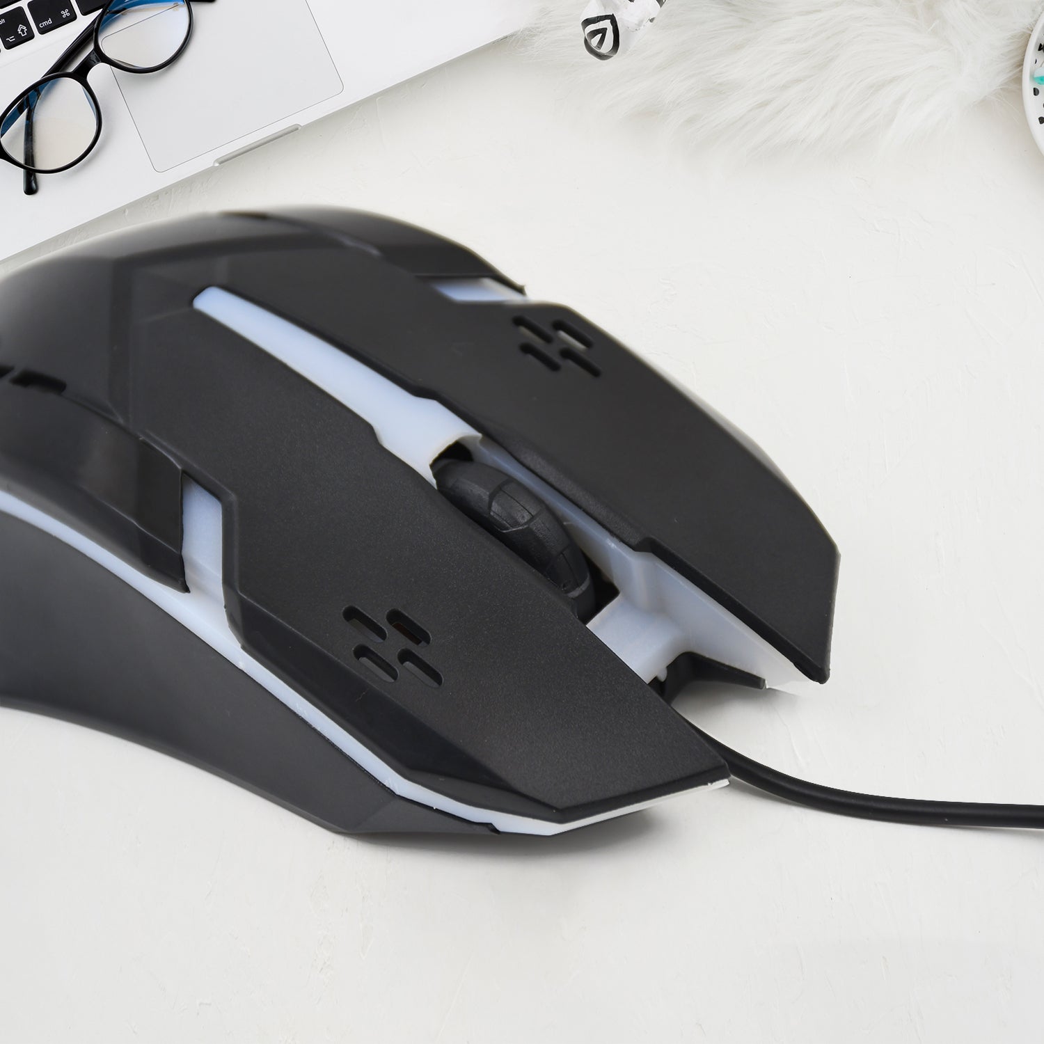 Wukusy Wired Optical USB Mouse top view
