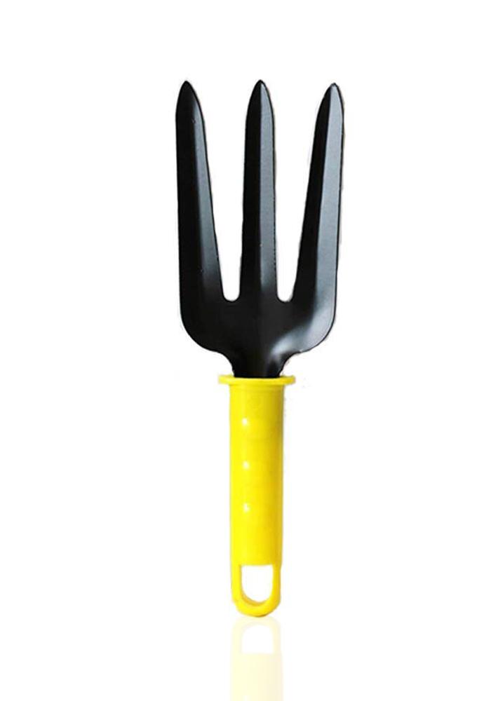 Gardening tools ready for digging & planting tasks