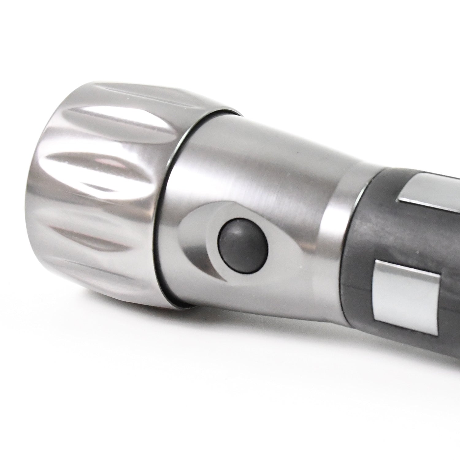 Aluminium Ledxenon Rubber Grip Handtourch (31.5v Aaa Batteries  Not Included)